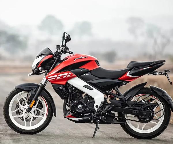 Bajaj Pulsar 200NS: Stylish, Powerful, and Perfect for Daily Riders